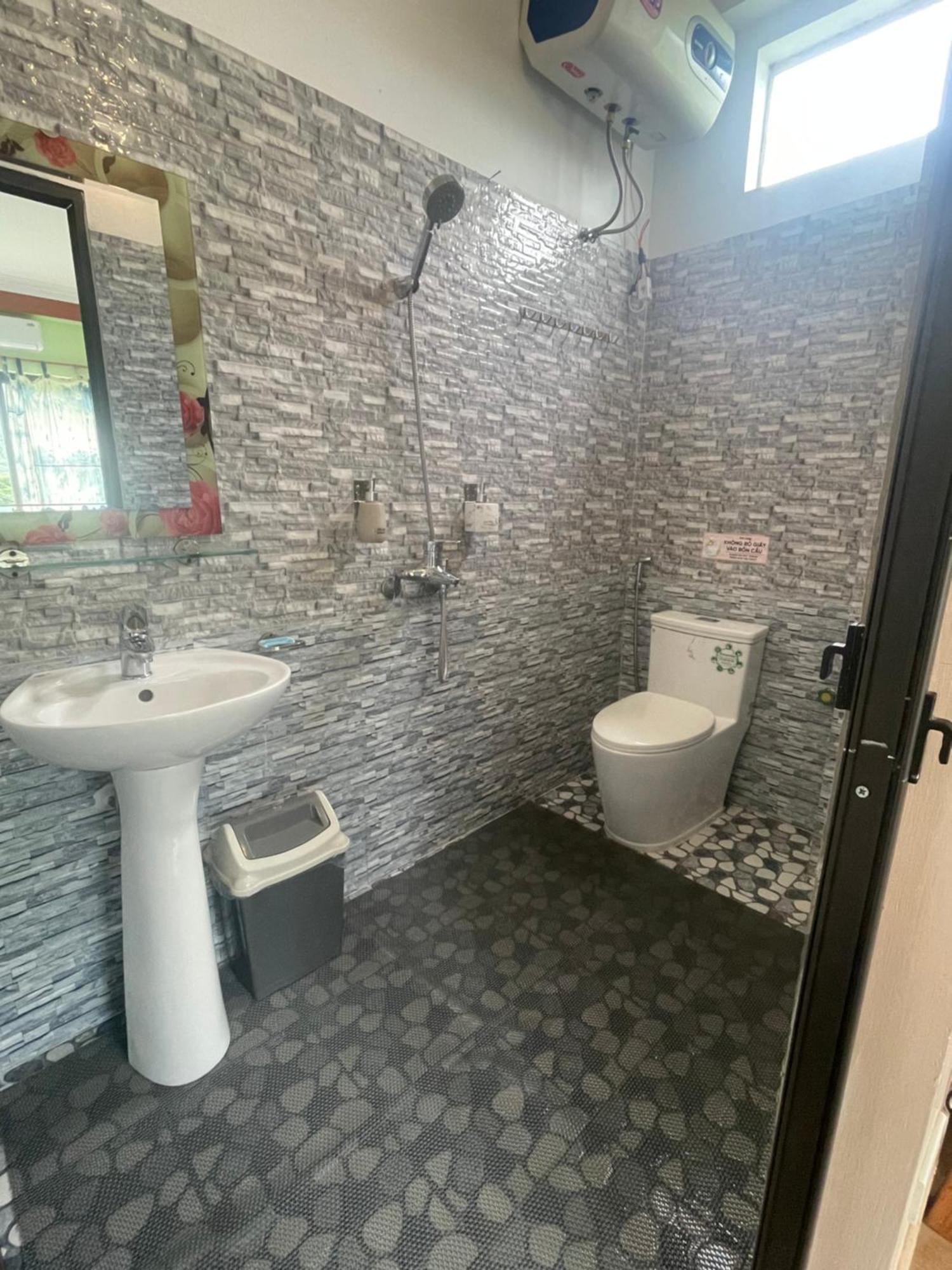 Stone Paradise Homestay Sapa Bagian luar foto